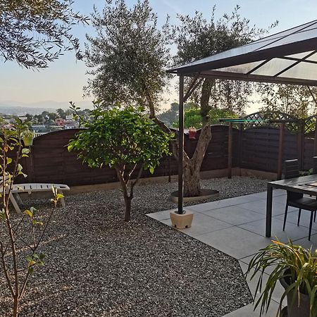 וילנב-לובה Charmant 2P Au Calme, Jardin, Piscine, Vue Panoramique Et Stationnement מראה חיצוני תמונה