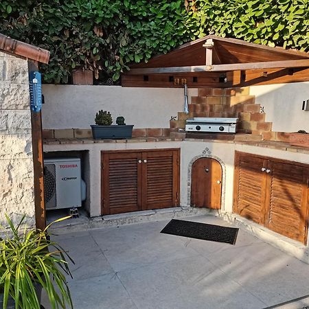 וילנב-לובה Charmant 2P Au Calme, Jardin, Piscine, Vue Panoramique Et Stationnement מראה חיצוני תמונה